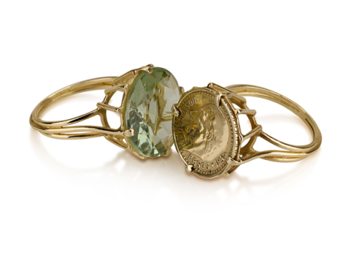 טבעת זהב בסגנון ישן בשיבוץ אמטיסט ירוקה מטבע זהב