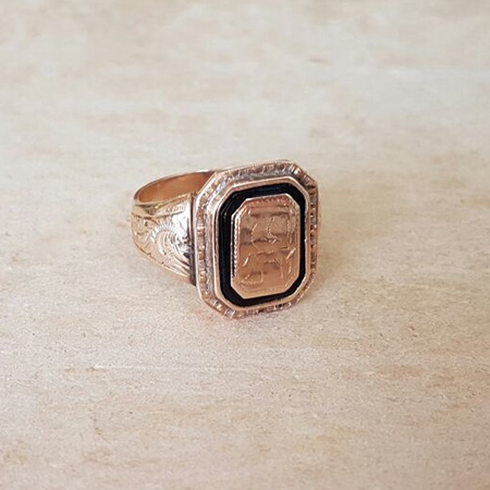 טבעת חותמת עתיקה עם אבן אוניקס שחורה לגבר או לאישה